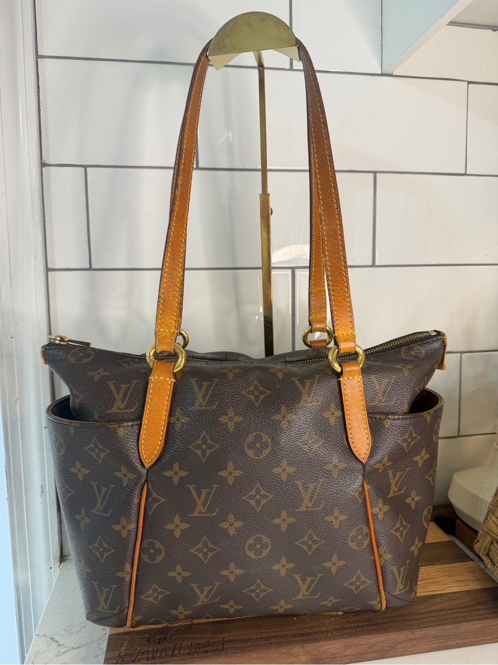 Authentic Louis Vuitton Monogram Totally PM